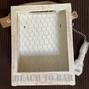 Mud Pie Beach Bottle Top Display with Bottle Opener NWT